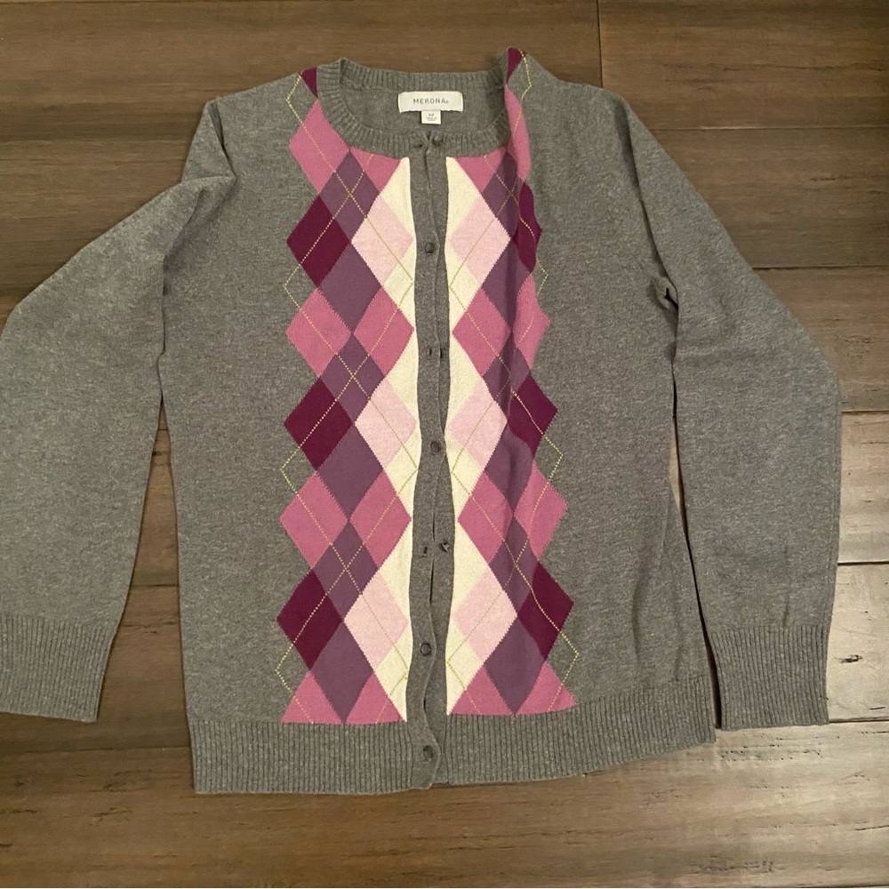 Merona gray and purple argyle sweater